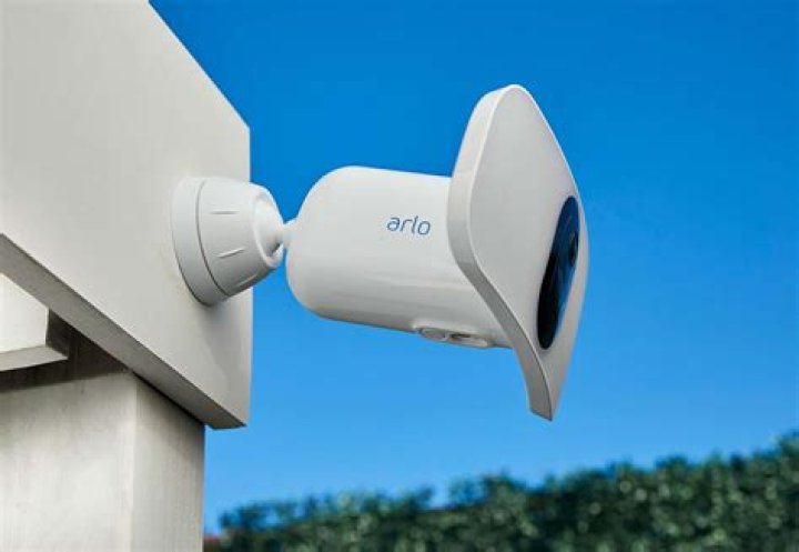 Arlo Pro 3 Floodlight Camera