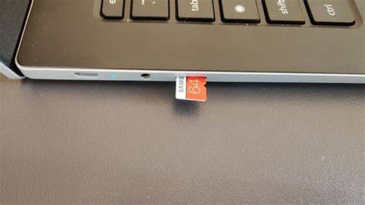 Chromebook SD card