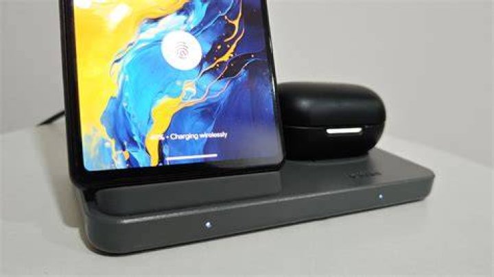 These Android phones support wireless charging