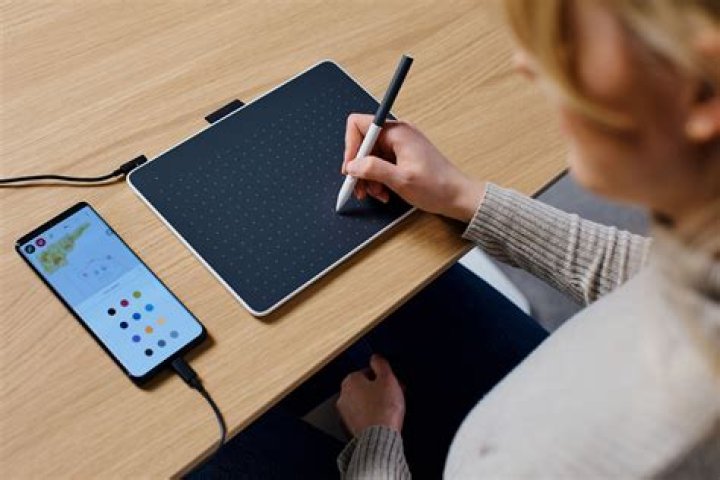 Wacom One Digital Drawing Tablet Hero